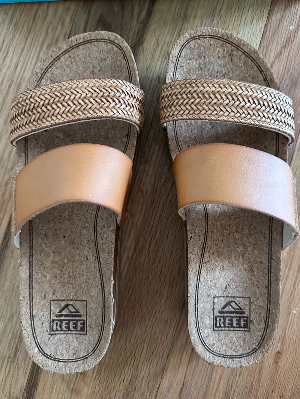 Reef Cushion Vista Hi Sandals